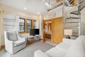 Brighton Carriage House